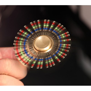 CON QUAY SPINNER 6 CÁNH 3 MÀU