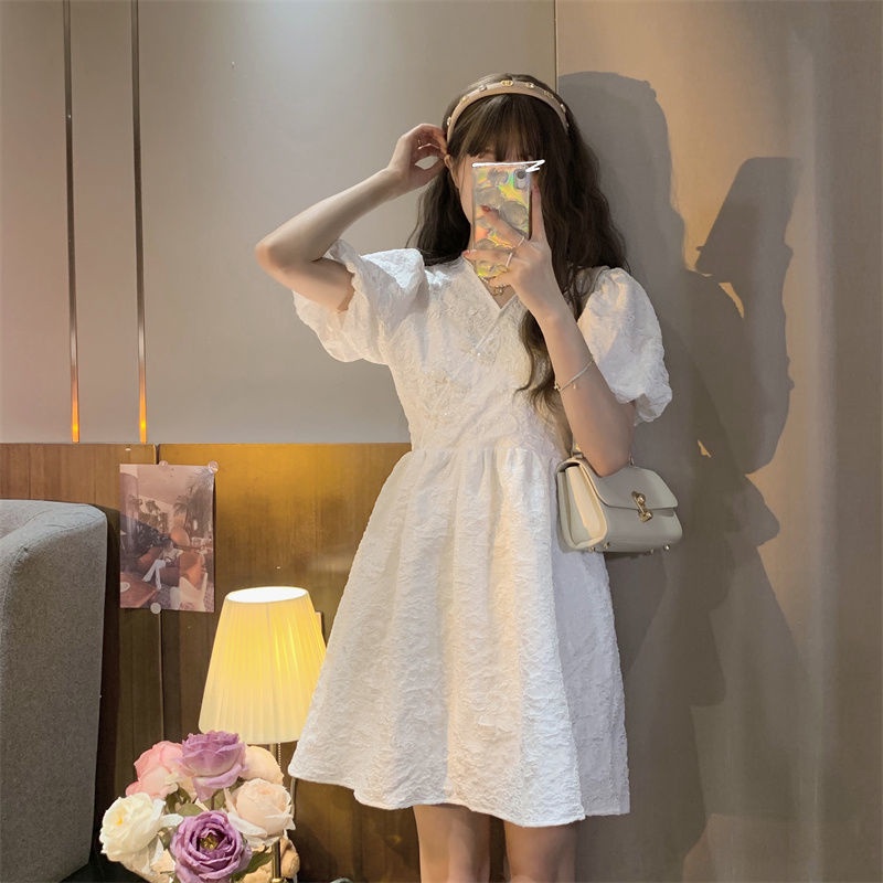 Đầm Tay Ngắn Phồng Cổ Chữ V Phong Cách Retro Thời Trang Mùa Hè 2022