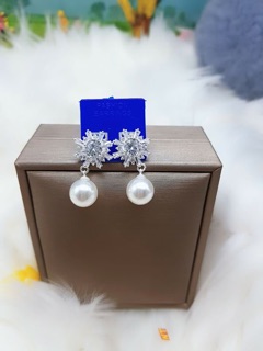 [Giá Huỷ Diệt] Bông tai pha lê trai