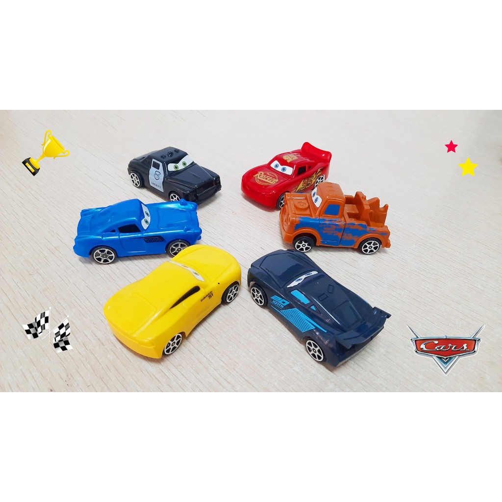 Set 6 phụ kiện trang trí bánh kem hình xe McQueen