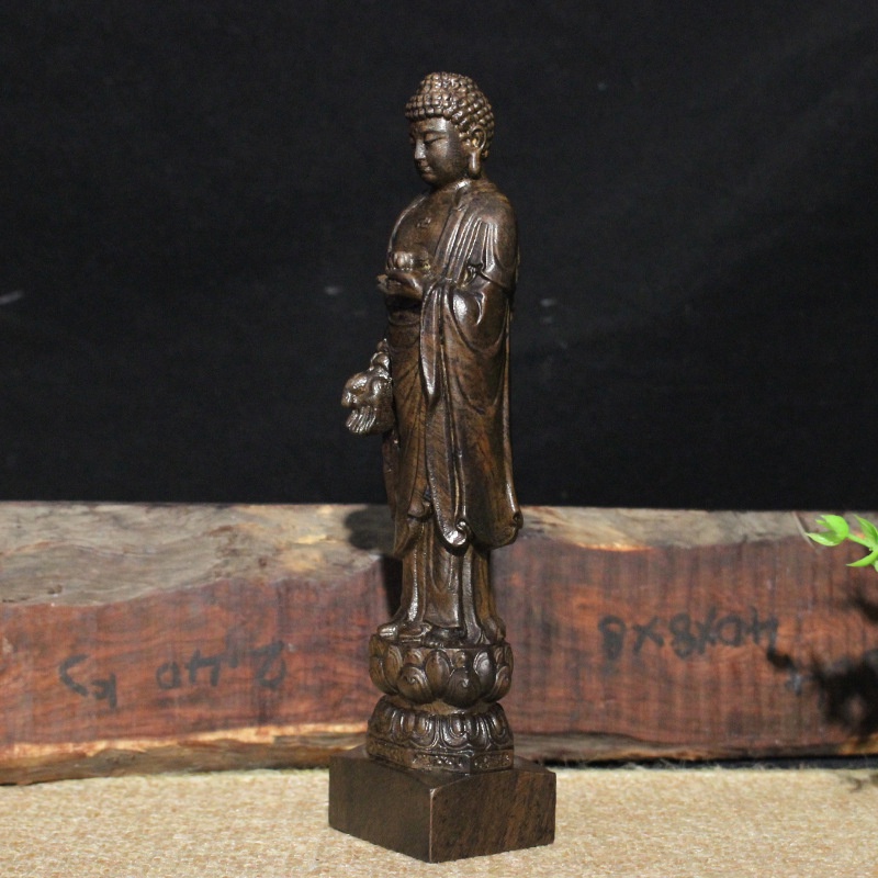 Tượng Phật Thích Ca Bằng Gỗ Đàn Hương Thơm Trạm Khắc Thủ Công Cao 22 cm
