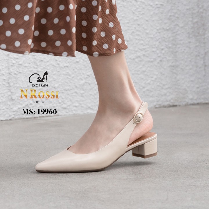 Giày cao gót  thời trang mũi nhọn  hở gót cao 3cm  màu trắng size lớn 40 41 42 43 44