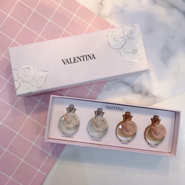 Set nước hoa nữ Valentina 4 chai mini 4ml x 4 chai thumbnail