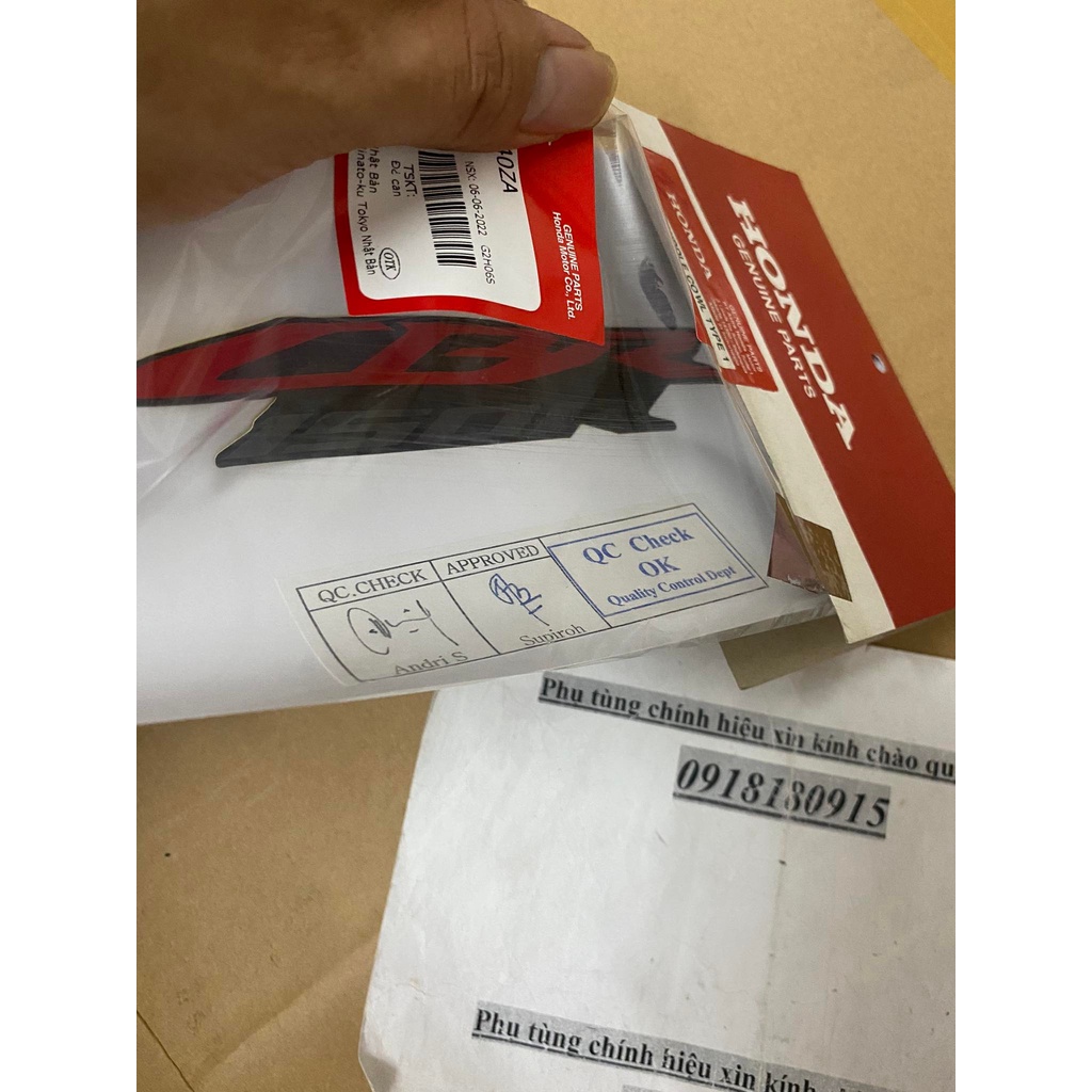 tem cbr 150 đỏ Biểu tượng ốp trung tâm honda giá 1 tem