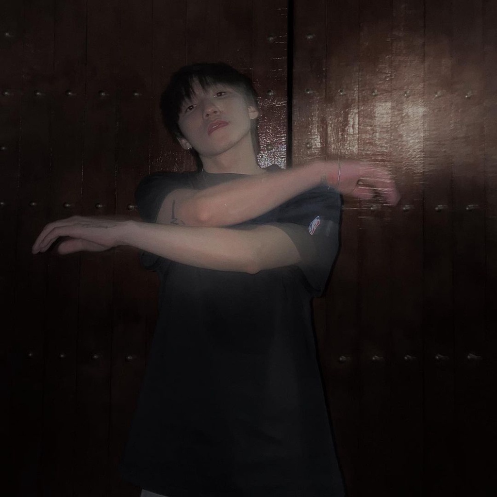 Áo thun Air Fear of God