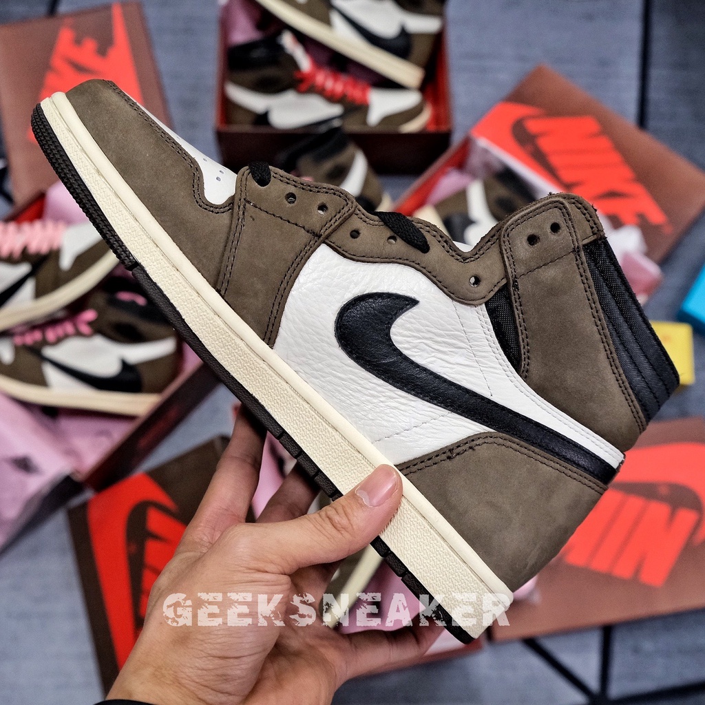 [GeekSneaker] Giày Sneaker Cổ Cao Jordan 1 High x Travis Scott | Phiên Bản Tiêu Chuẩn