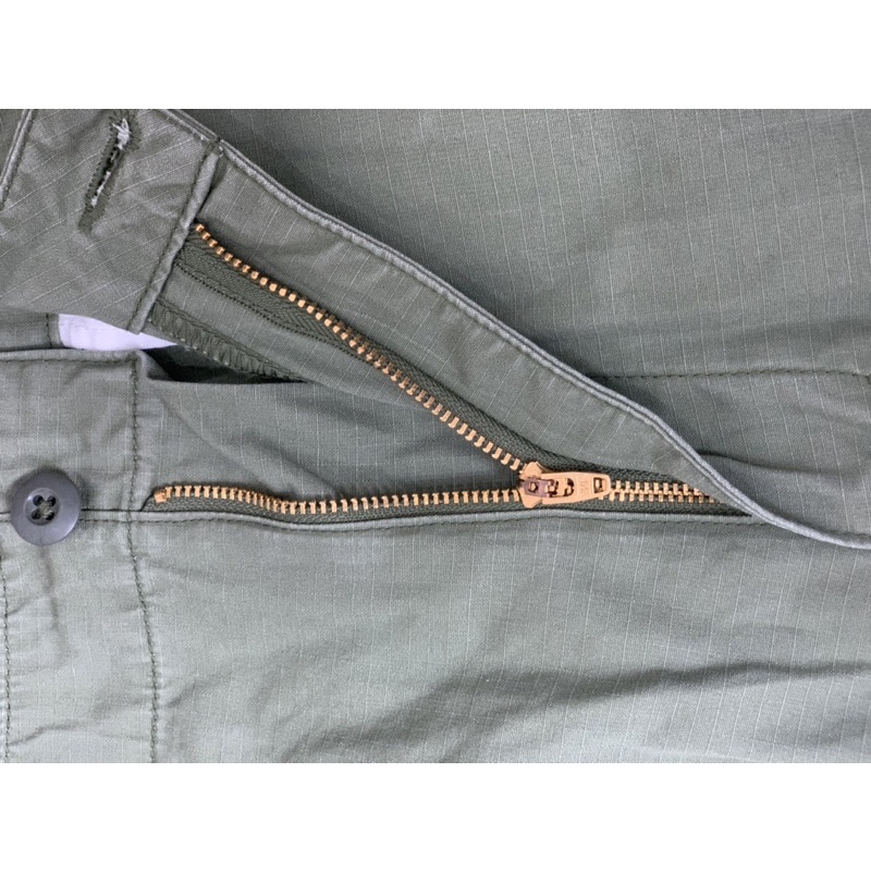 Quần túi hộp Alpha Industries