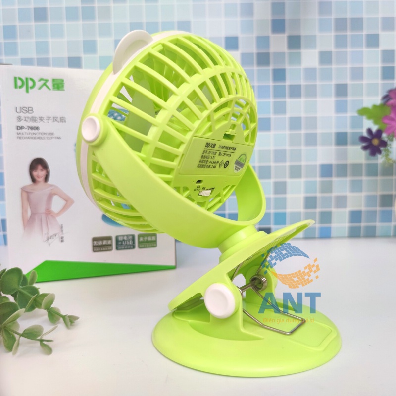 Quạt Pin Sạc Kẹp Bàn Để Bàn Model Dp 7608 Có 3 Mức Gió Dung Lượng Pin 2000mah
