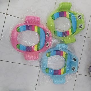 Lót bồn cầu hình ếch