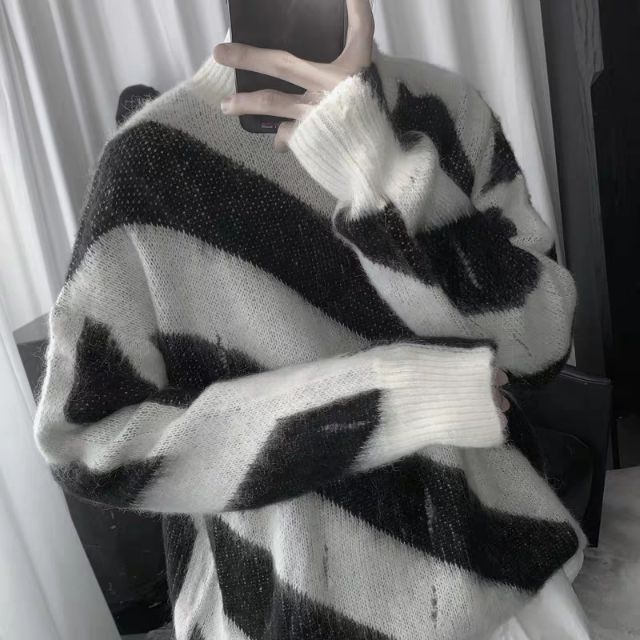 Áo len lông sọc đen trắng chéo cổ tròn OFF-WHITE style Ulzzang Hàn quốc siêu chất