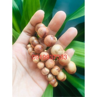 Vòng gỗ huỳnh đàn hình phật 8,10,12,14 li