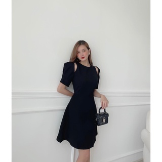 Đầm khoét vai, sang chảnh, đi tiệc , lễ, tết, noel, hai màu đen đỏ ❤️🖤