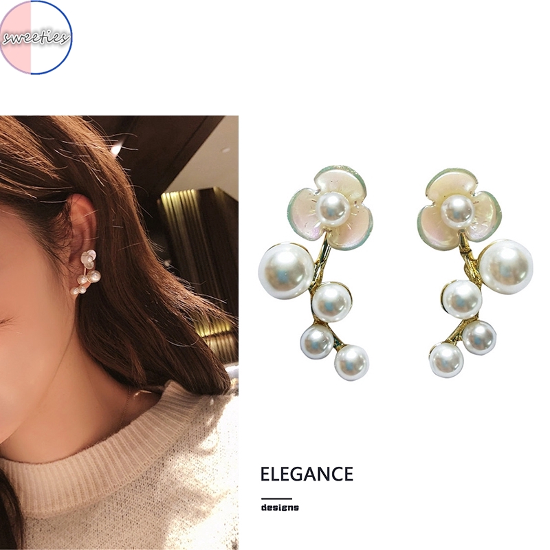 Khuyên tai hoa đính hạt giả ngọc trai xinh xắn