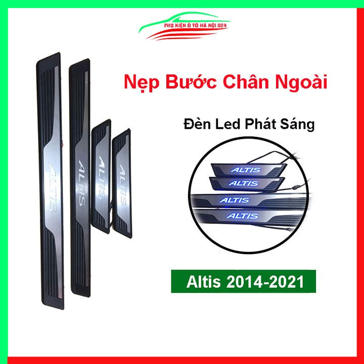Bộ 4 nẹp bước chân ngoài có đèn Altis 2014-2021 chống trầy làm đẹp ô tô