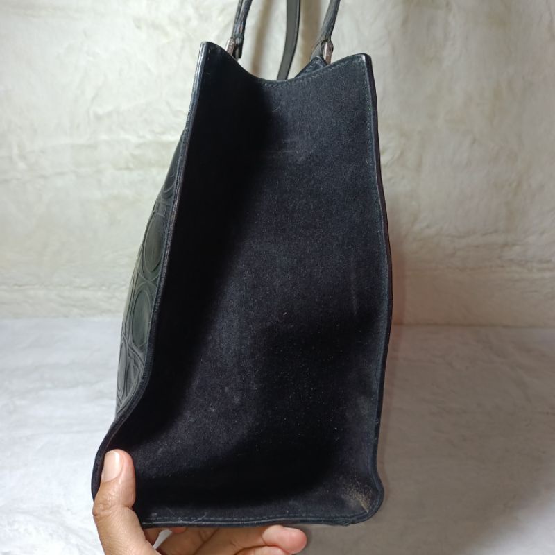 Túi xách si hiệu Salvatore Ferragamo