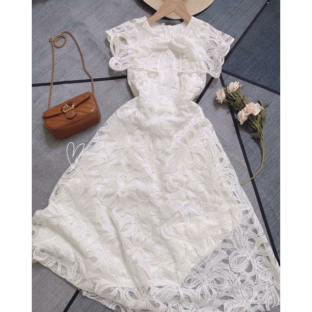 ĐẦM DỰ TIỆC REN HOA BÈO CỔ PRENA DRESS
