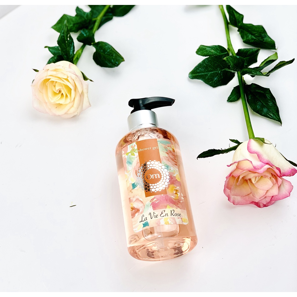 Sữa tắm Sáng da và ngăn ngừa mụn lưng Tinh dầu nước hoa La Vie En Rose 250ml - Om Fountain