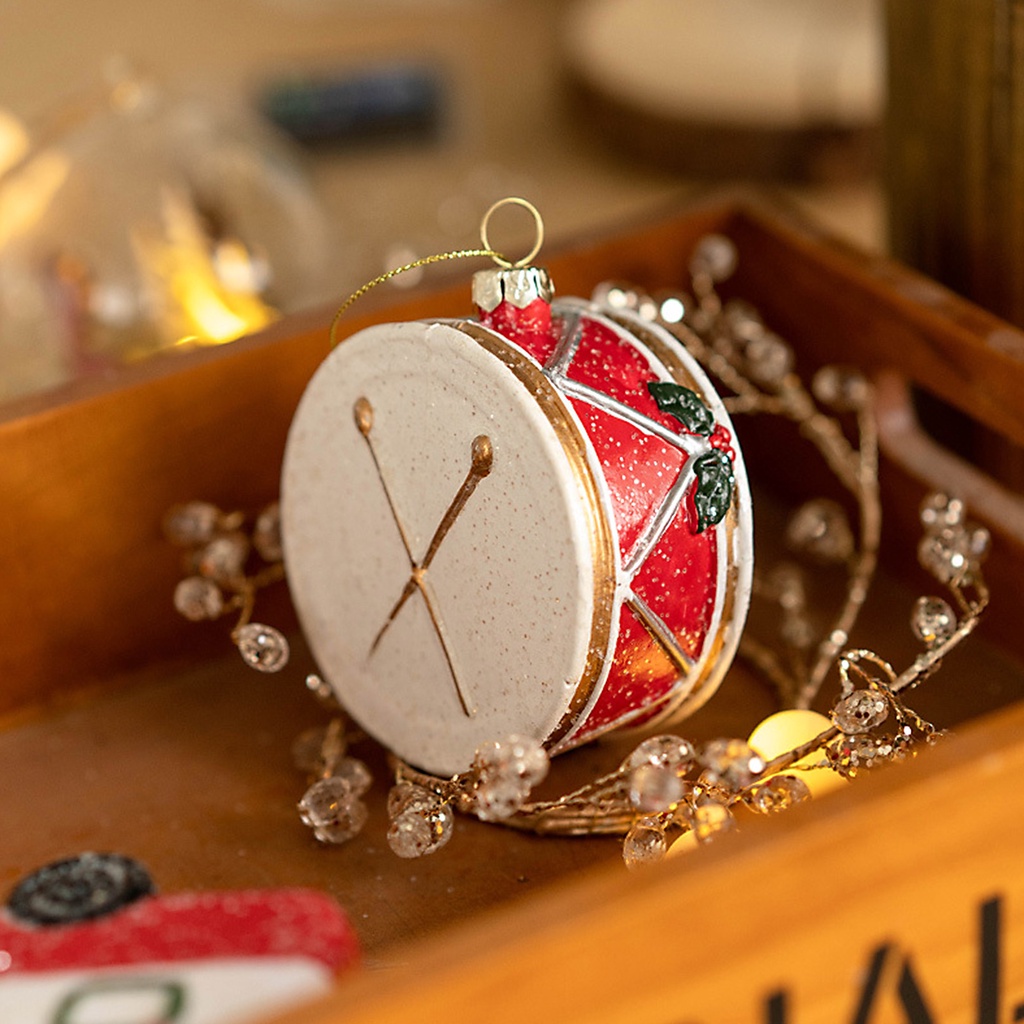 Ngôi nhà treo trang trí cây thông Noel dễ thương