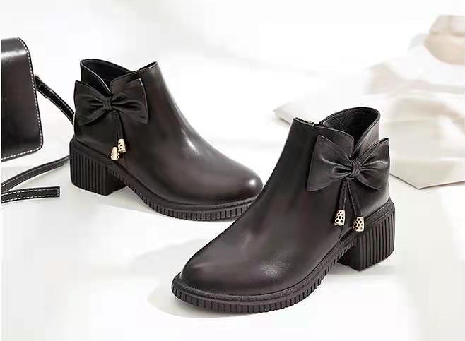 Giày Bốt Ngọt Ngào Phong Cách Cao Gót 5P đính Nơ | BigBuy360 - bigbuy360.vn