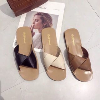 Dép quai xoắn