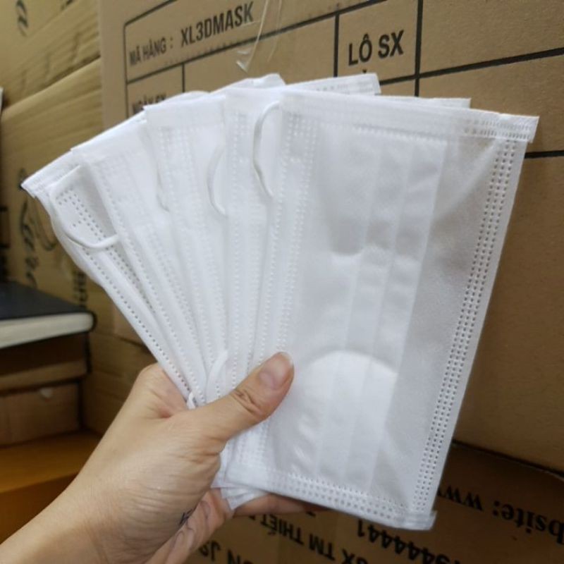 Hộp 50 chiếc khẩu trang y tế 4 lớp