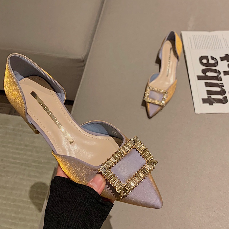 Giày Cao Gót Đế Dày Mũi Nhọn Phối Khóa Kim Loại 2 Màu Tùy Chọn Size 35-39 Thời Trang Cho Nữ