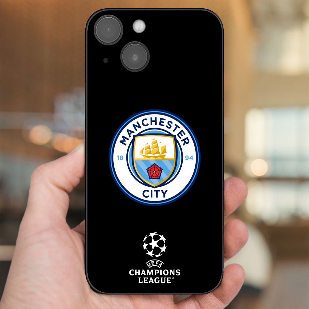 Ốp lưng iPhone 13 dẻo đen cạnh vuông in hình Manchester City MC