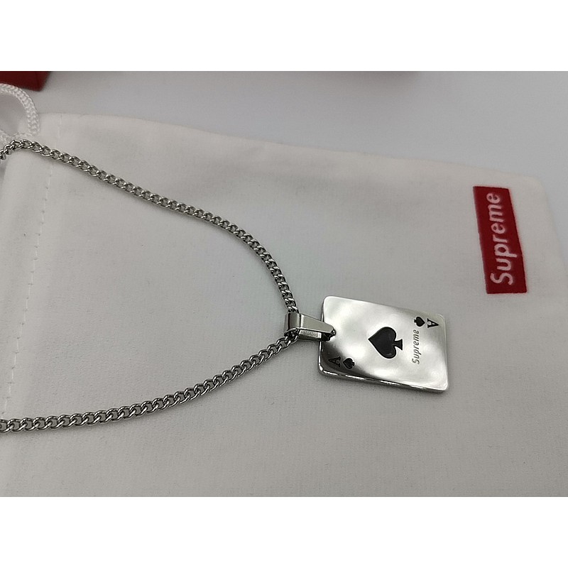 Dây chuyền Supreme A card necklace ss20