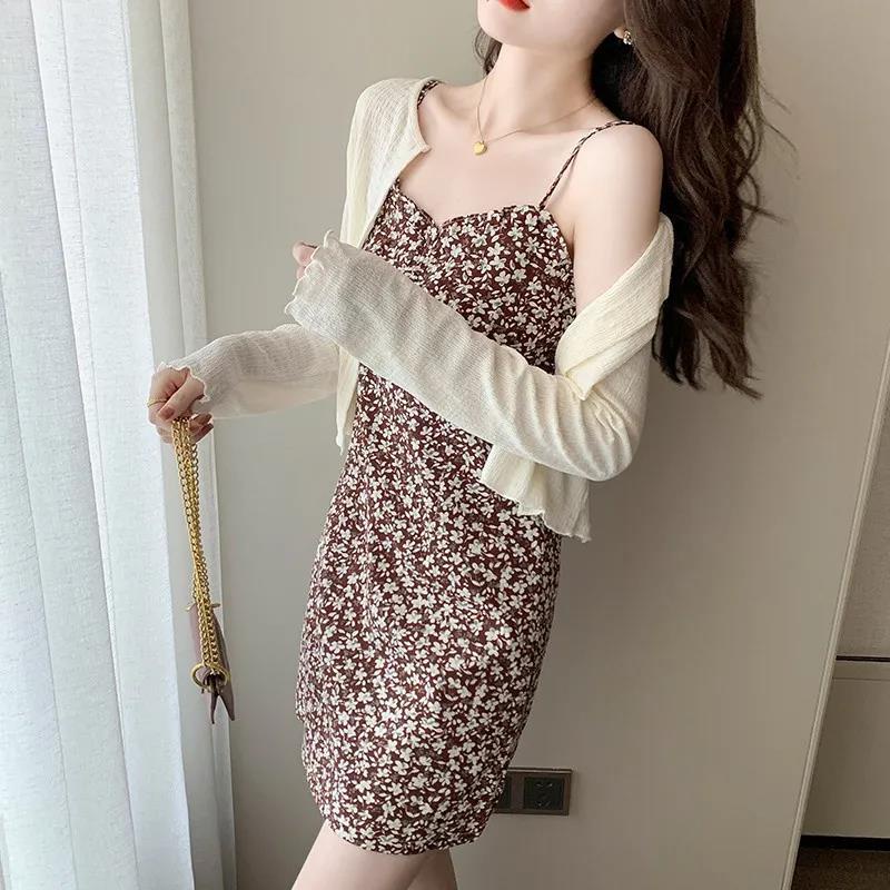 Set Đầm Hai Dây Và Áo Khoác Cardigan Họa Tiết Hoa Nhẹ Nhàng Thời Trang Mùa Hè Hàng Mới 2022 Dành Cho Bạn Nữ