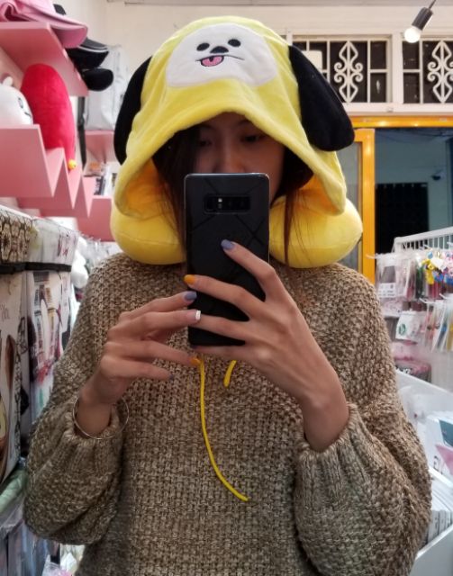 Gối chữ U BT21 (Hoodie Neck Cushion)