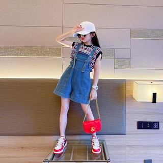 Set áo thun sọc ngang + quần yếm jeans cho bé gái mới