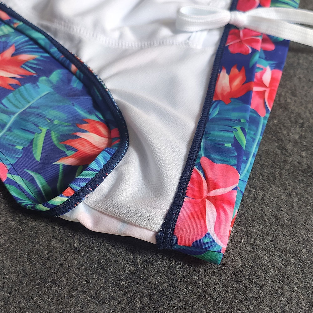 Quần bơi tam giác nhanh khô in họa tiết lá xanh kèm miếng lót nâng ngực cho nam
 | BigBuy360 - bigbuy360.vn