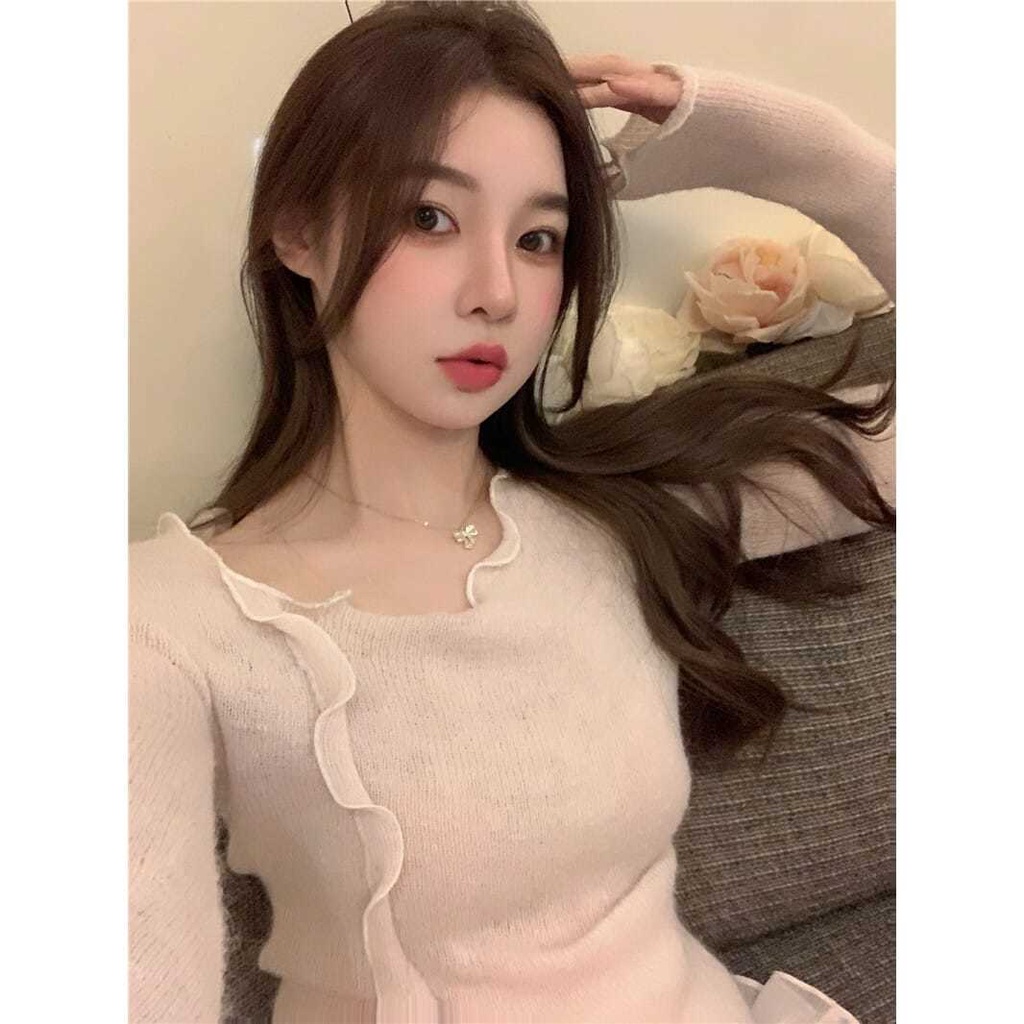 In the autumn of 2021, the new Korean women's sweater niche design sense ruffled slim chic top high waist skirt [deliver