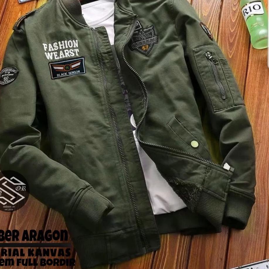 Áo Khoác Bomber Cảm Biến Aragon Hiện Có 5 Màu