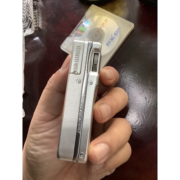 Máy nghe đĩa MD Aiwa AM-F90