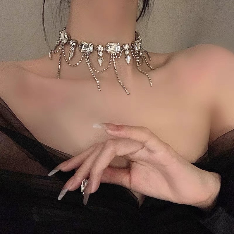 Dây Chuyền Choker đính đá cao cấp sang trọng dự tiệc