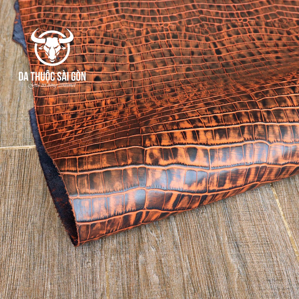 10 Pia da bò dập vân cá sấu wax phấn màu cam thương hiệu Da Thuộc Sài Gòn - Bán da bò làm đồ handmade