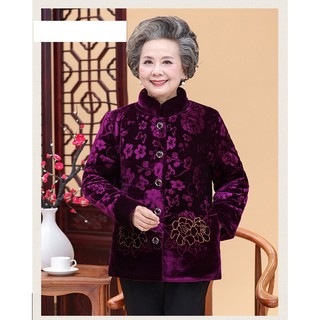 áo nhung ấm áp cho bà