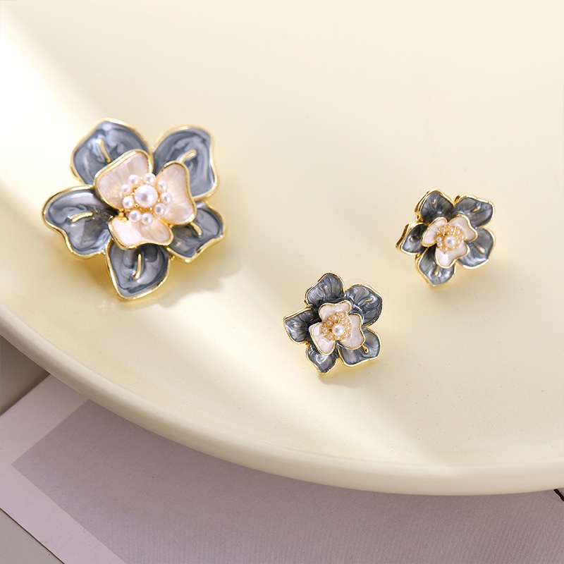 Bông Tai Hình Hoa Đính Ngọc Trai Thời Trang Sang Trọng Cho Nữ