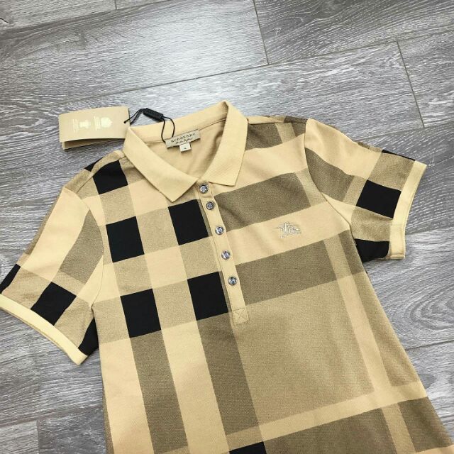 Áo Buberry Vàng