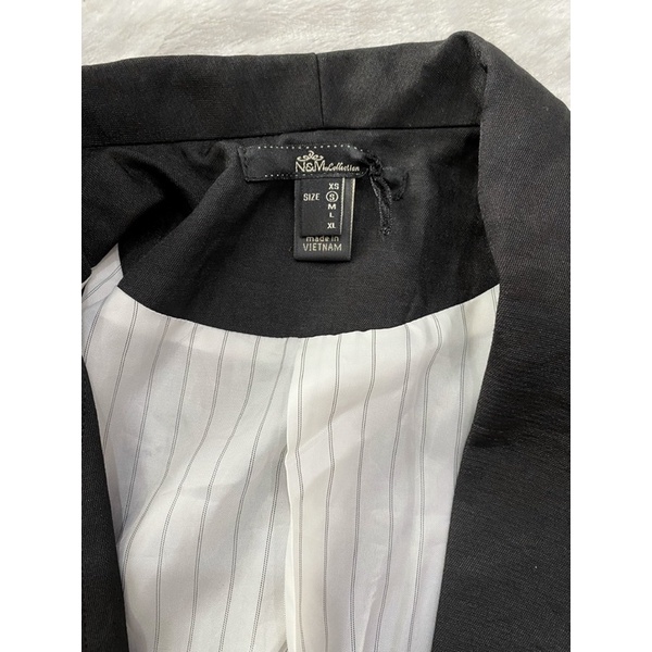 Áo vest đen Ninomaxx không nút (Size S, M) - Thanh lý vnxk