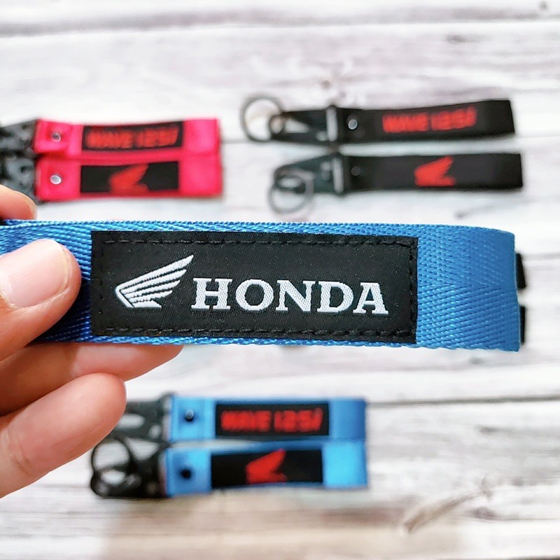 Móc khoá dây cho Honda Wave 125i  ..... Móc bằng thép không gỉ , logo vải thêu