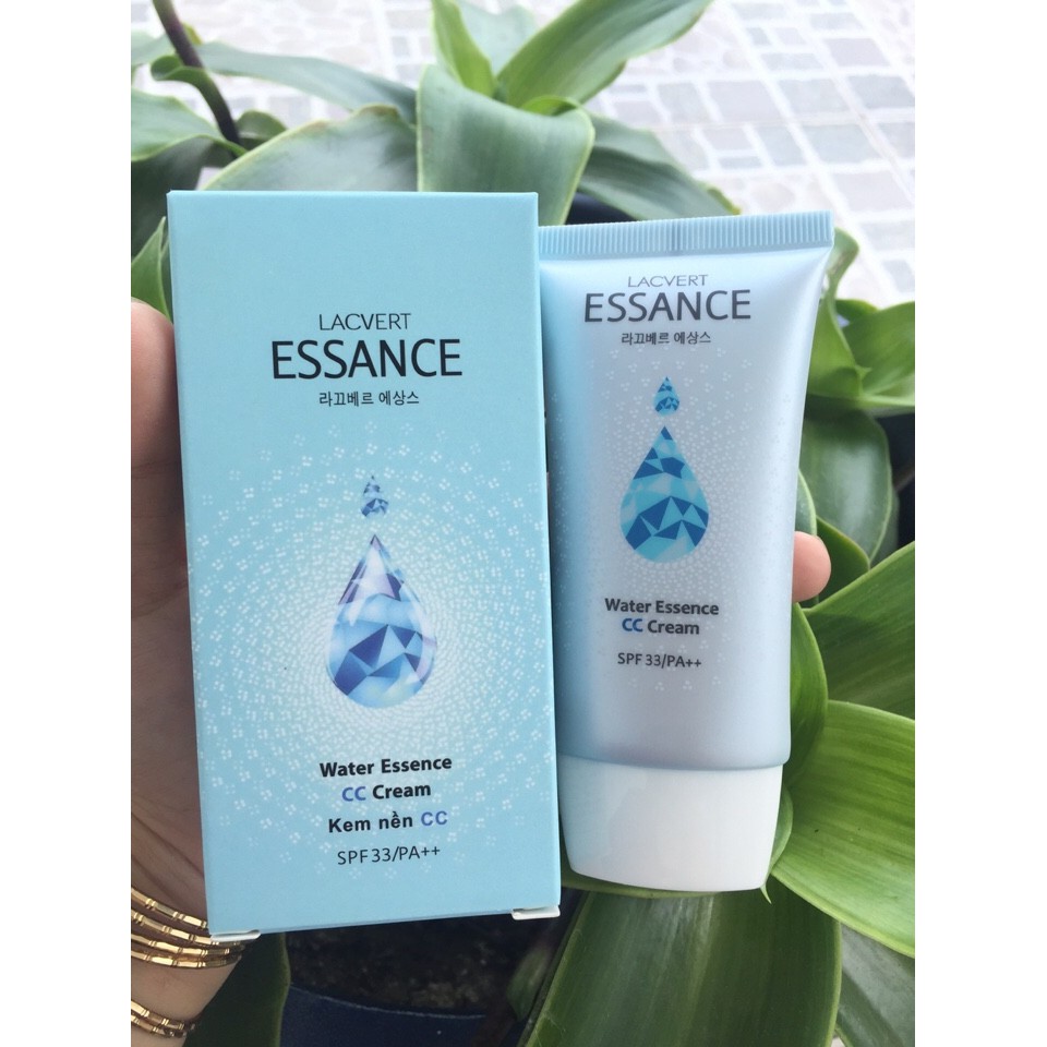 Kem Nền Che Khuyết Điểm Lacvert Essance Water Essence CC Cream 30ml