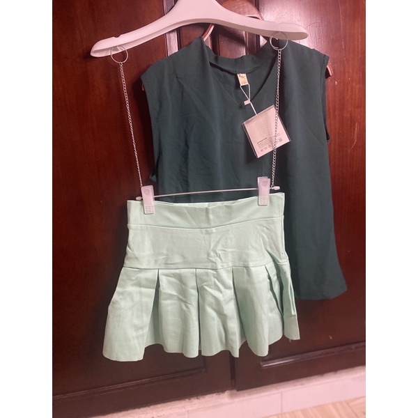 ❤️THANH LÝ SET ÁO+CHÂN VÁY THỂ THAO(chất vải bao đẹp,độ mới 99%)