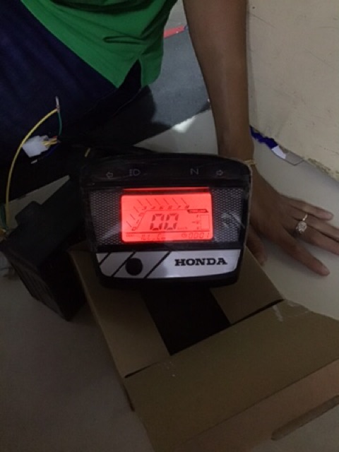 Đồng hồ điện tử dream PLUS