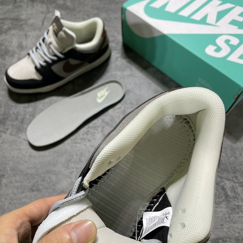 GIÀY SB DU.NK LOW BLACK TRAIL BROWN SC