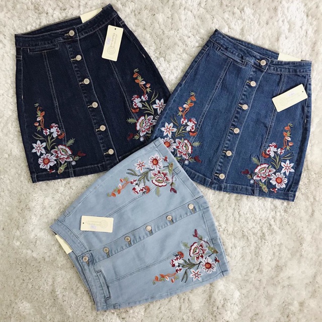 Chân váy thêu hoa | BigBuy360 - bigbuy360.vn