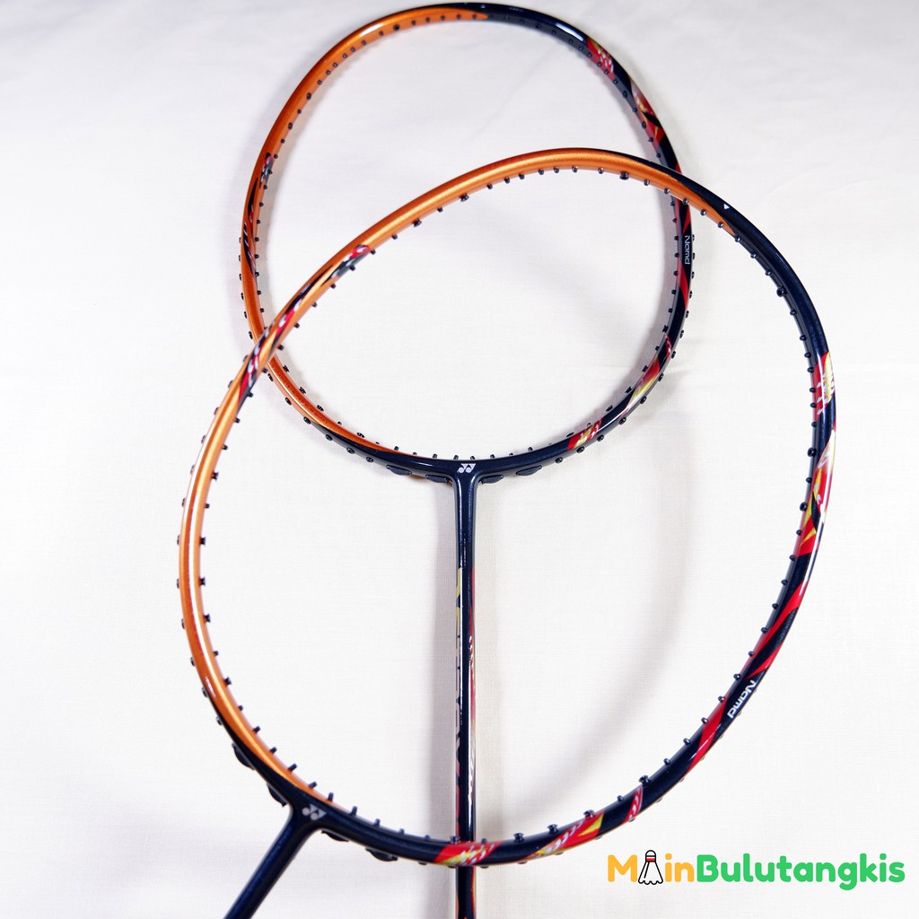 Vợt Cầu Lông Yonex Astrox 99 Chuyên Dụng