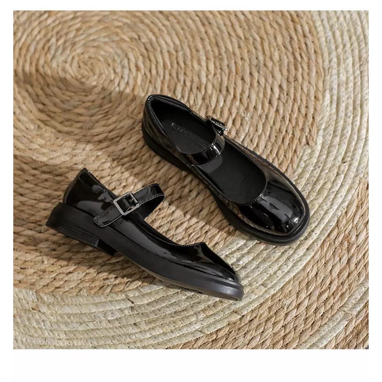 Giày búp bê da bóng phối quai cài xinh xắn