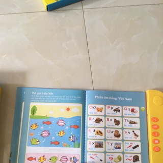 Đồ chơi song ngữ thông minh